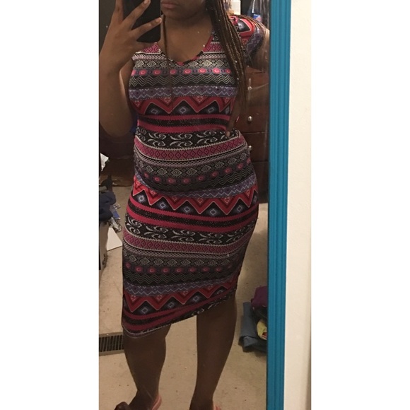 🍒Aztec body con dress - Picture 2 of 5